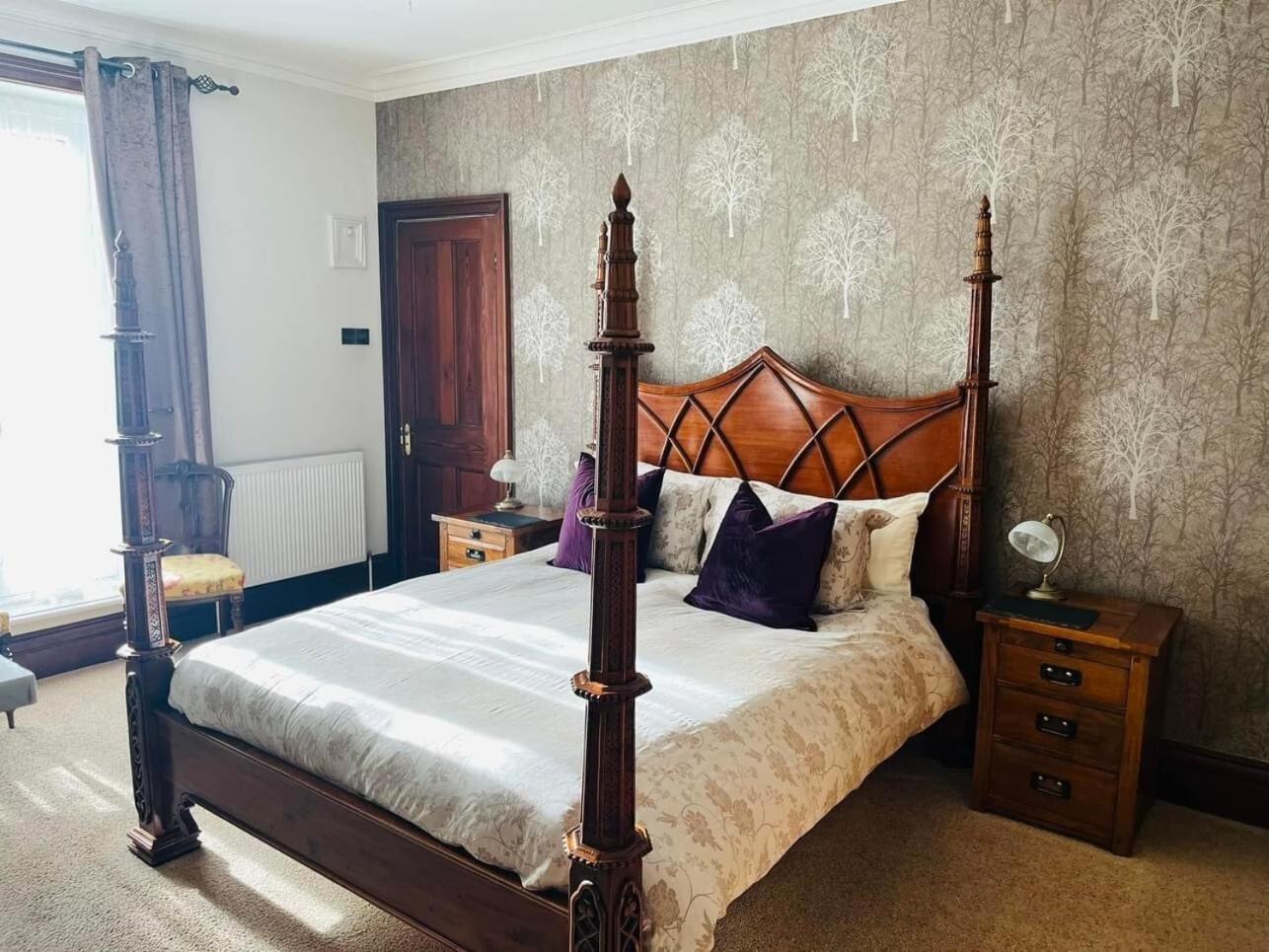 Abbotsleigh Of Whitby Bed and Breakfast Exteriör bild
